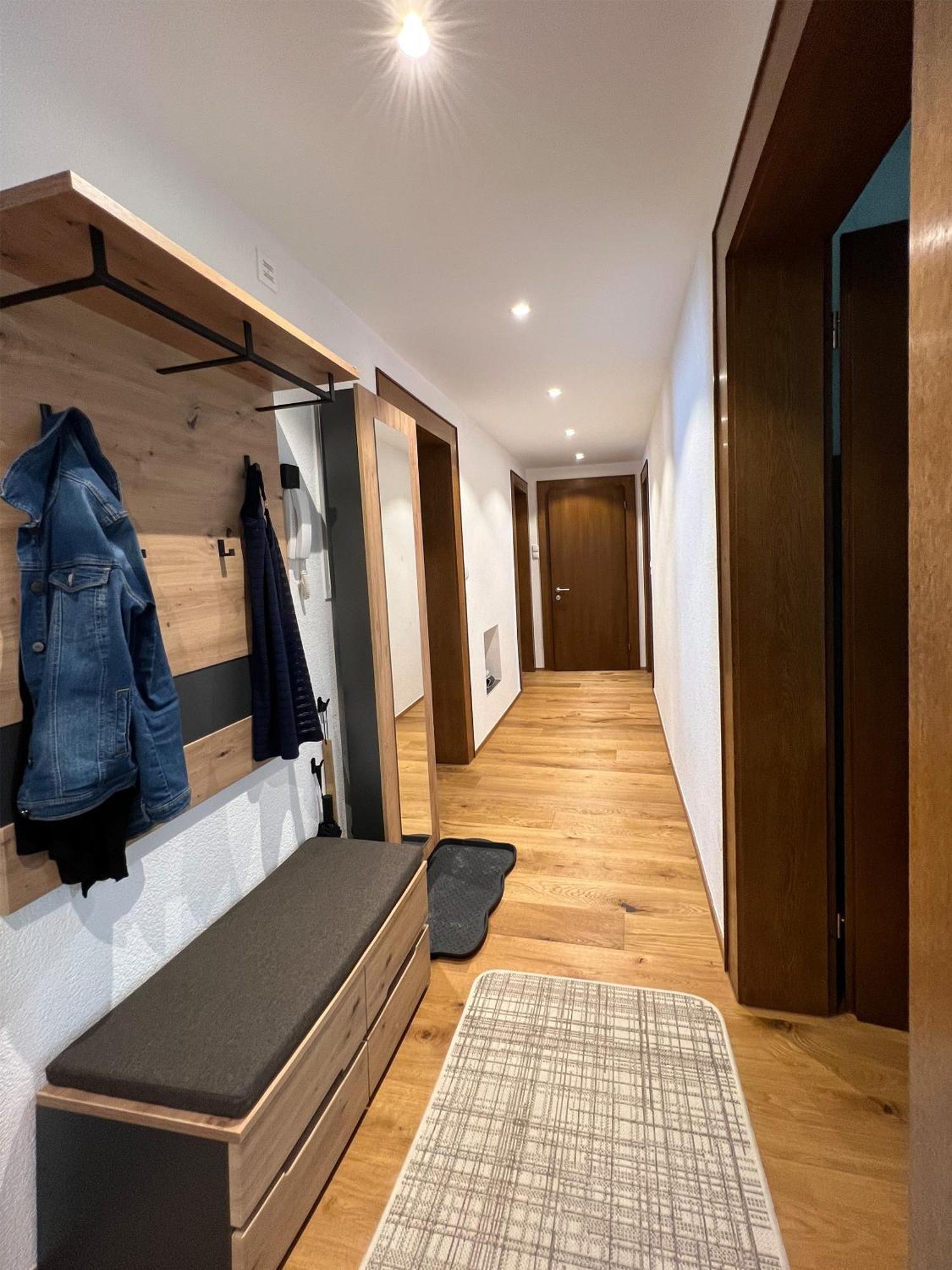 Uptown Jewel Apartament